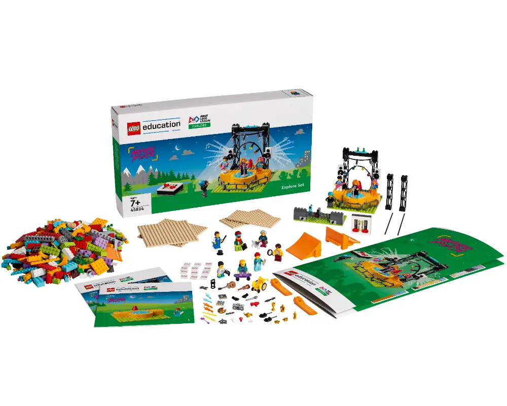 45824 MASTERPIECE Explore Set